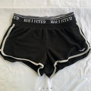 hollister black shorts